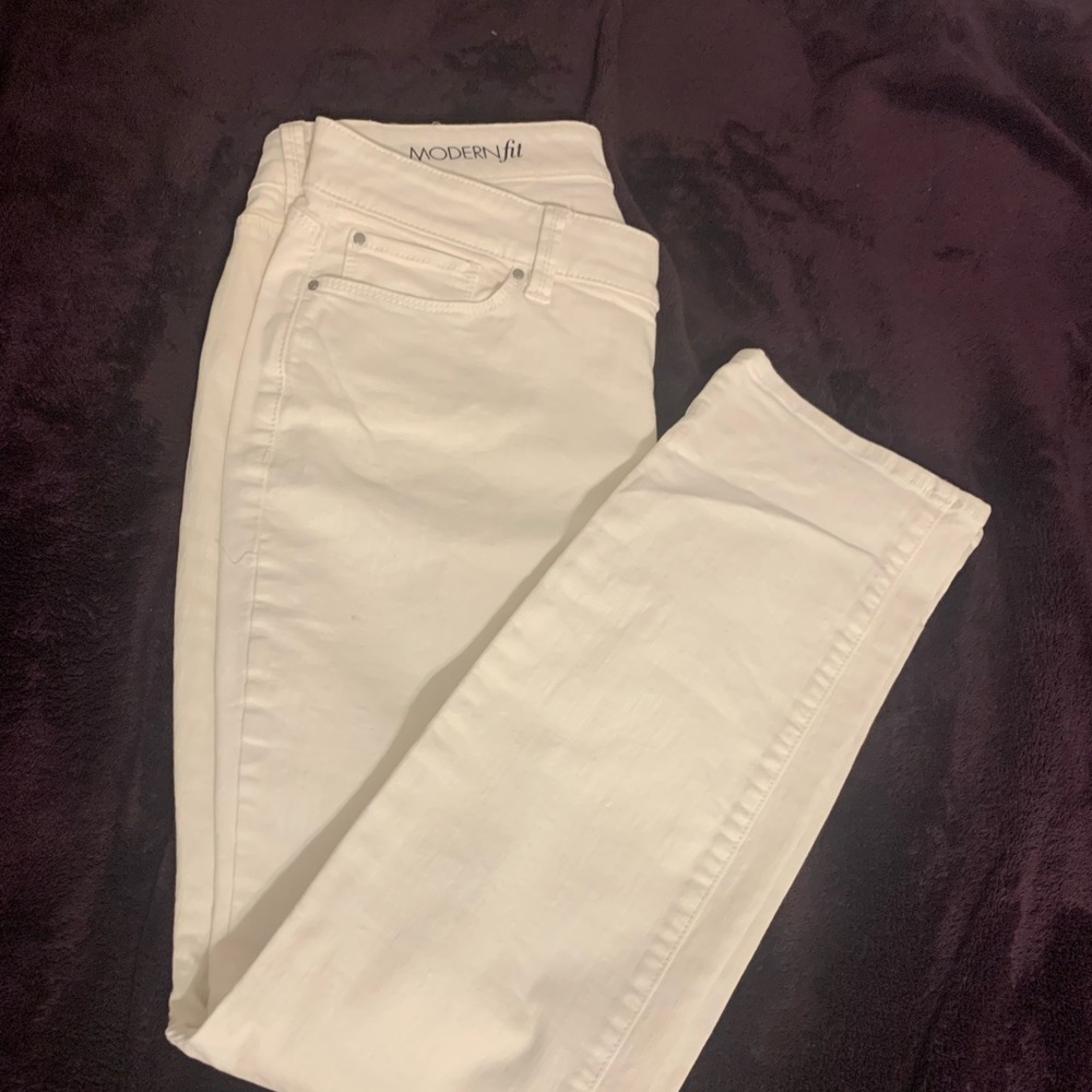 White, size 8 petite, Ann Taylor jeans